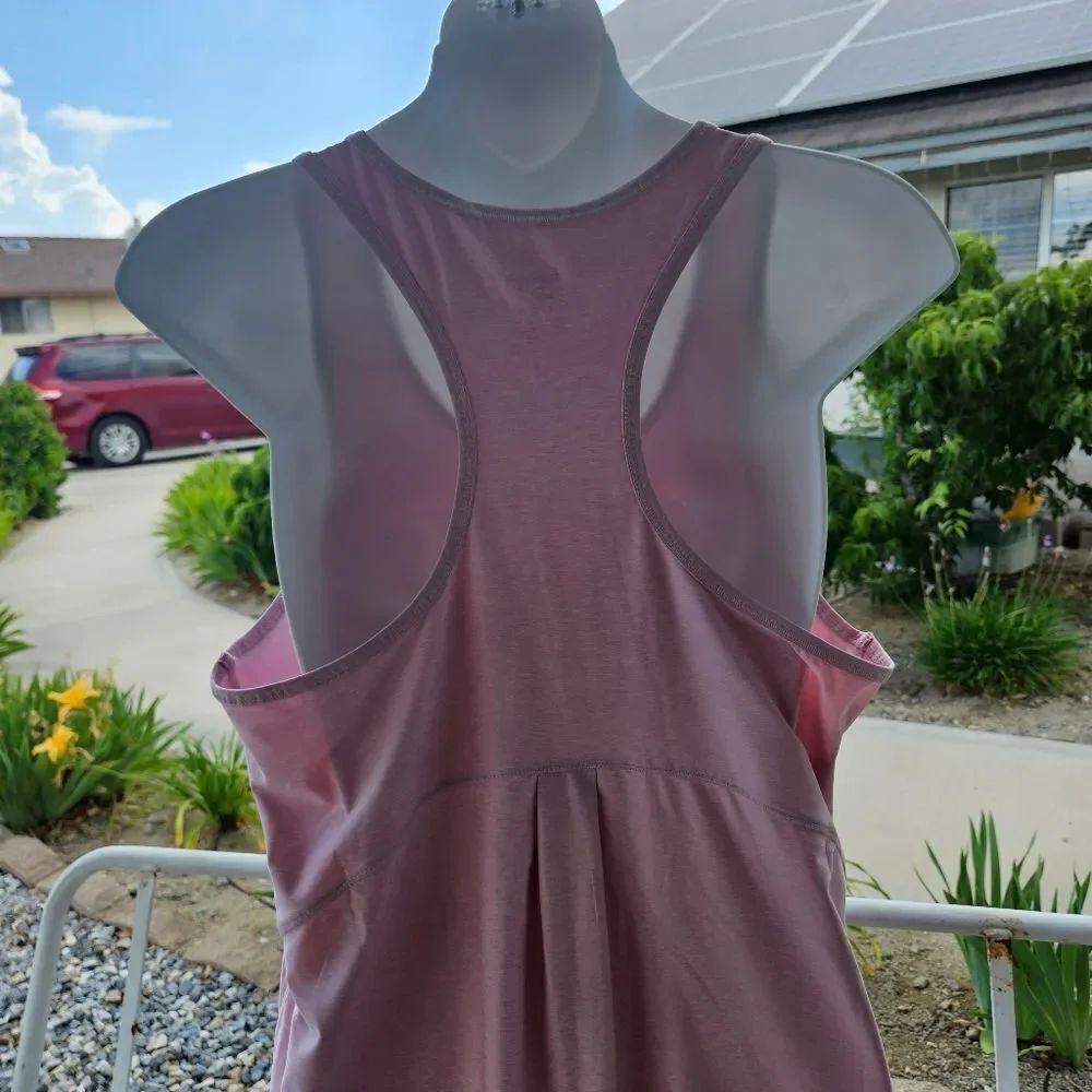Reebok tank - Picture 5 of 6
